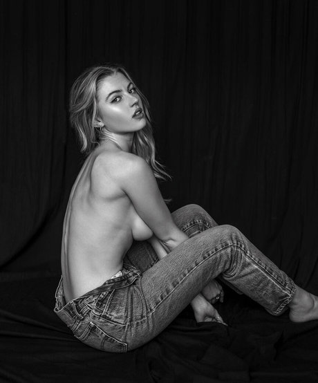 Annie Kate Knowles onlyfans gratis