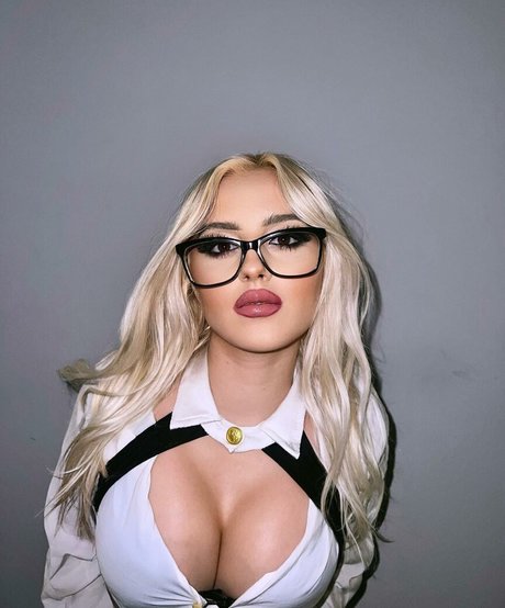 itsmoxieee onlyfans leaked