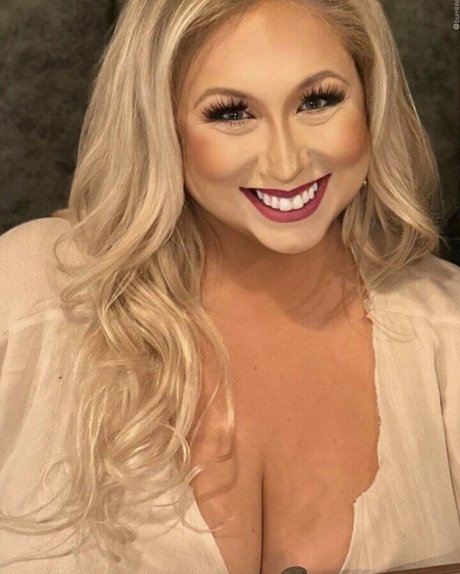 Macy J onlyfans content