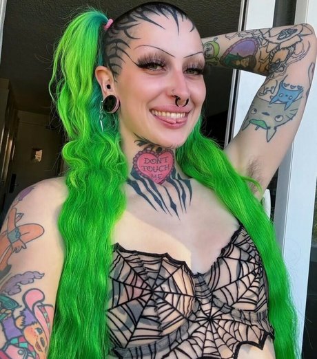 Frankie Phantom onlyfans fotos