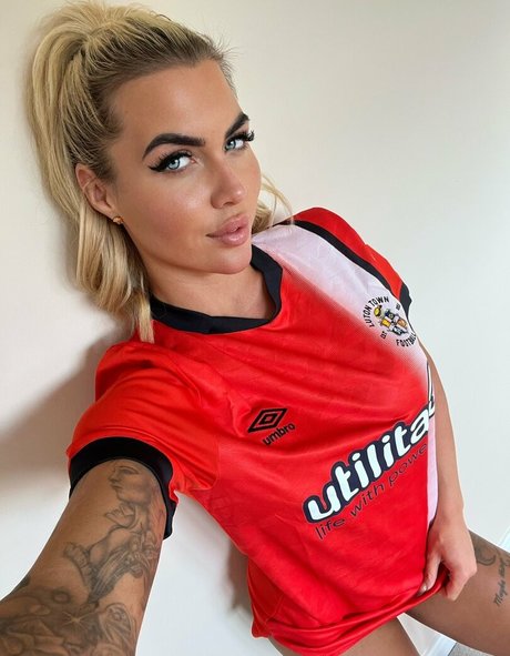 Daisy Dillon onlyfans creator