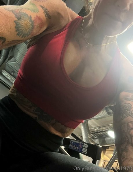 alpheratz onlyfans fotos