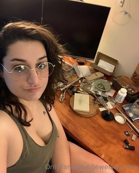 jewelsbyjules only fans nude