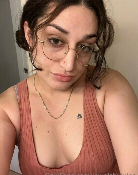 jewelsbyjules onlyfans lesk