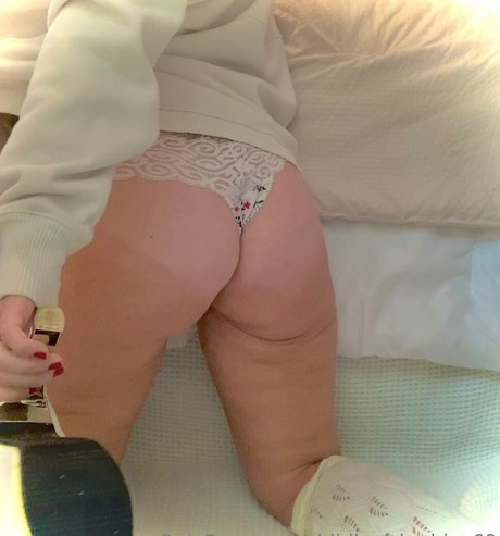 thickhips30 onlyfans naked