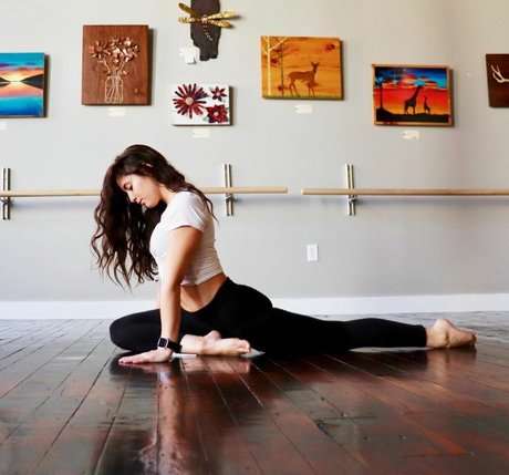 Ashley Jolly onlyfans nudes porn