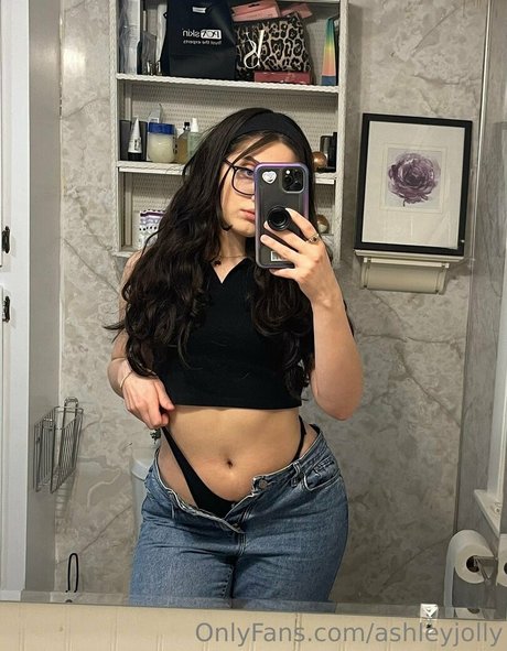 Ashley Jolly onlyfans nudes