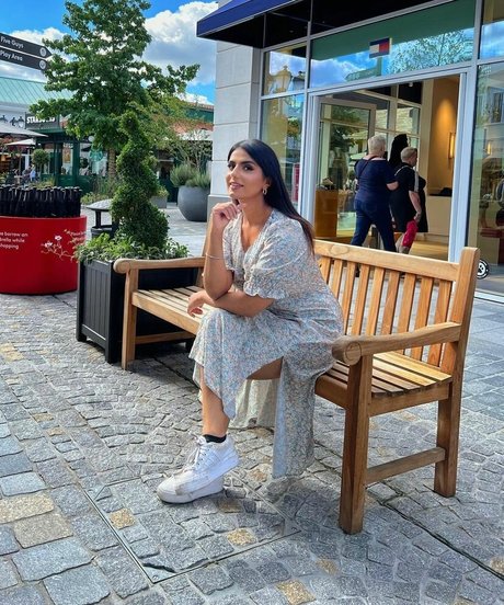 Tindy Kaur naked onlyfans leaked