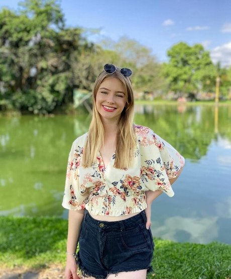 Maria Eduarda Kanarski nude onlyfans