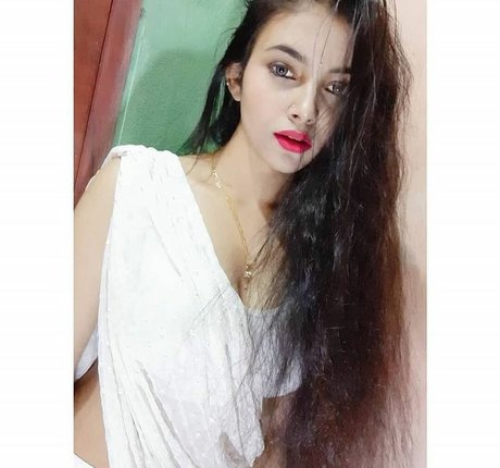 Aarohi Verma onlyfans naked pics