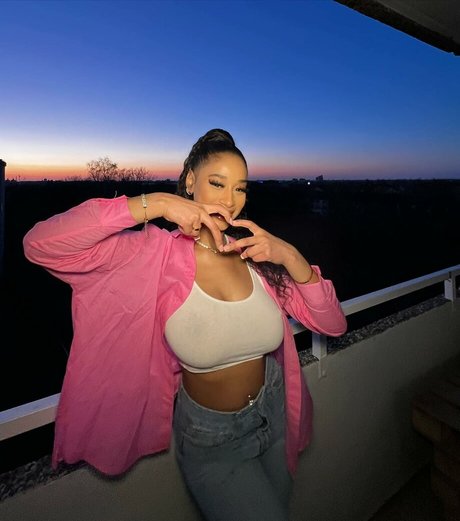 Capeverdian onlyfans topless