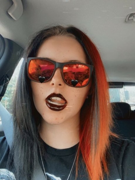 Katherine Means naked onlyfans