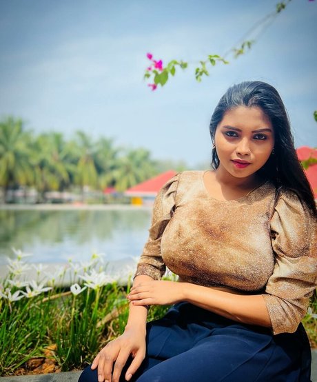 Elakkiya Rajendran nude leak onlyfans