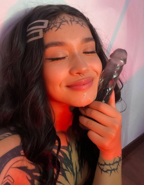 Milaxfairyy only fans leaks