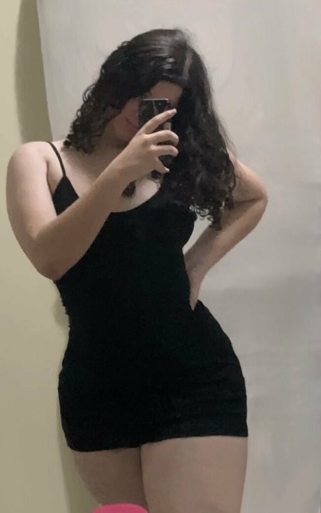 bellaerthal leaked onlyfans photos