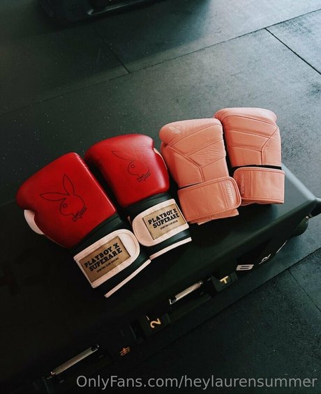 heylaurensummer onlyfans nude tits