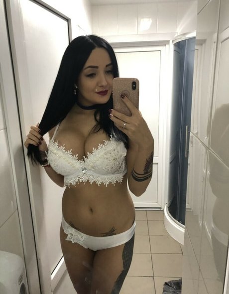 miss lv onlyfans leaked