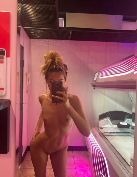 Tori Divine onlyfans naked