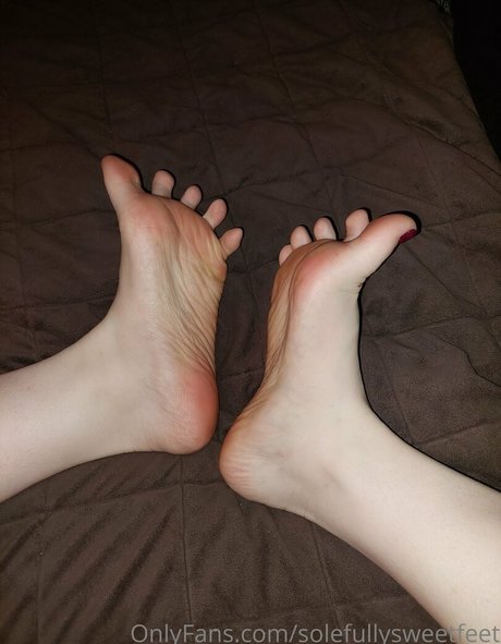 solefullysweetfeet onlyfans nude leaked