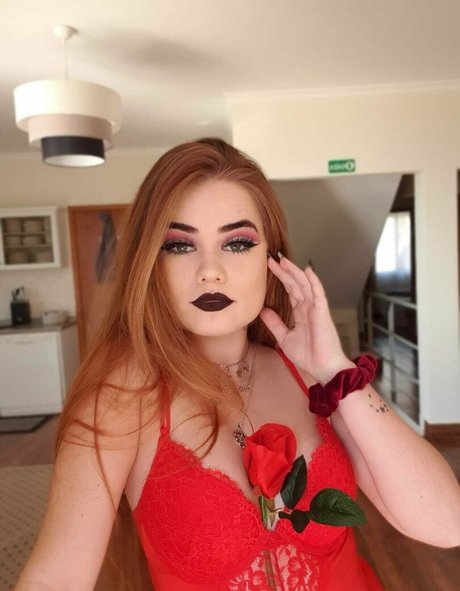 findomroxy1 nudes onlyfans