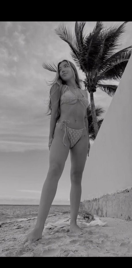 stephy licea onlyfans ass