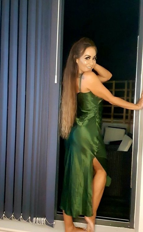 ladyamandarendall on onlyfans