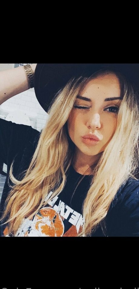 britney darling onlyfans strip