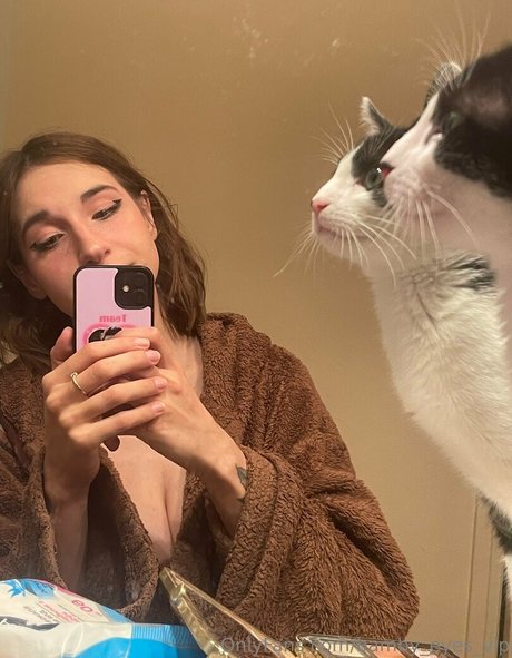 bamby eyes vip leak onlyfans