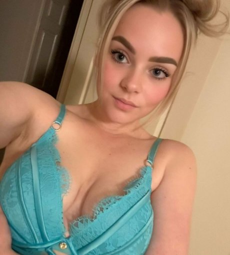 harleymaree onlyfans model photos