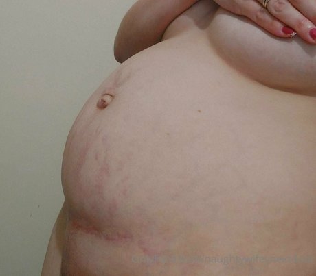 naughtywifeynextdoor onlyfans leaks free