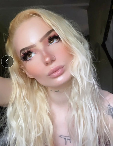 Jeneveve Brown en onlyfans