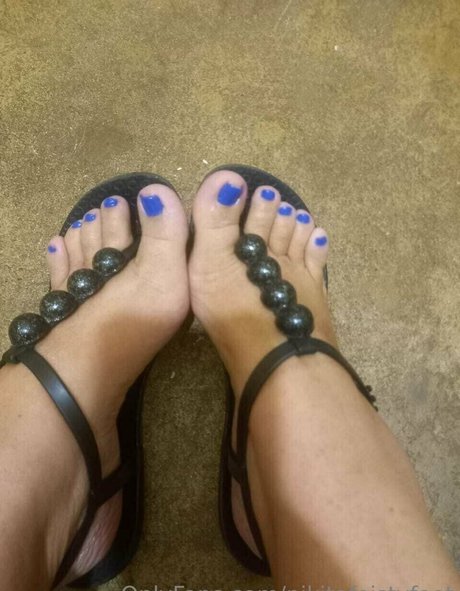 nikitafeistyfeet onlyfans pics leaked