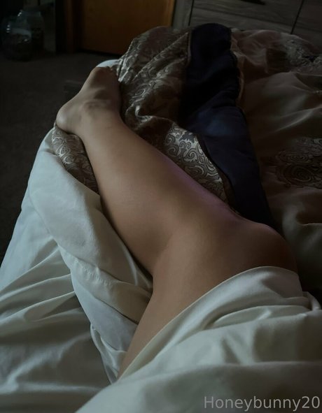 itshoneybunny2022 onlyfans nude content