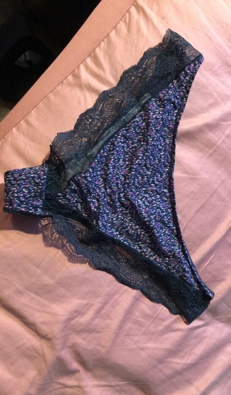 sofiathethirst onlyfans topless