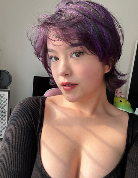 TheMishkaBear onlyfans leaked.