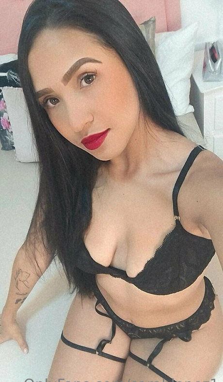 sarahlopez1 onlyfans lesk