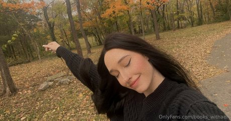 books withari ass onlyfans