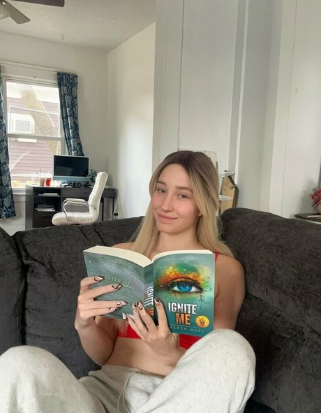 books withari onlyfans lesk