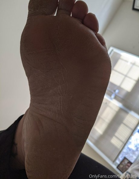 flirtyf33t94 onlyfans nude photos