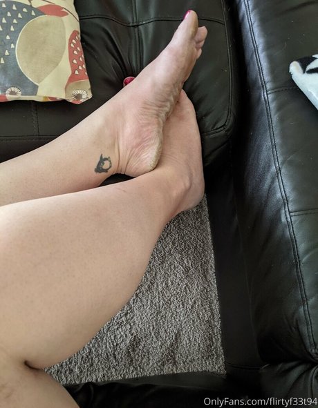 flirtyf33t94 nude only fans leaks