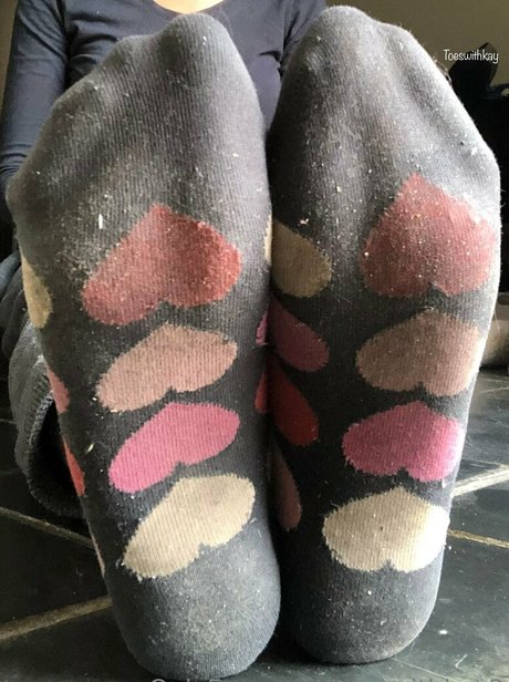 toeswithkay2 naked only fans