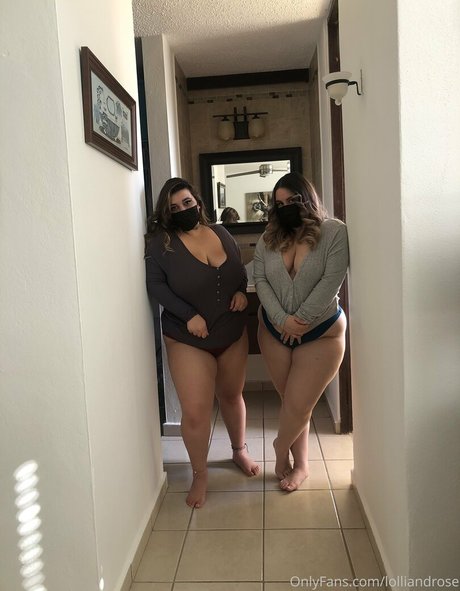 lolliandrose onlyfans leaked nudes