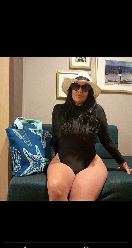 Evelyn Alvarez onlyfans lesk