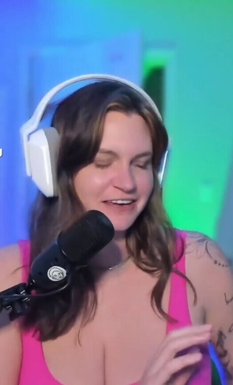 Lippsmacker onlyfans sexy