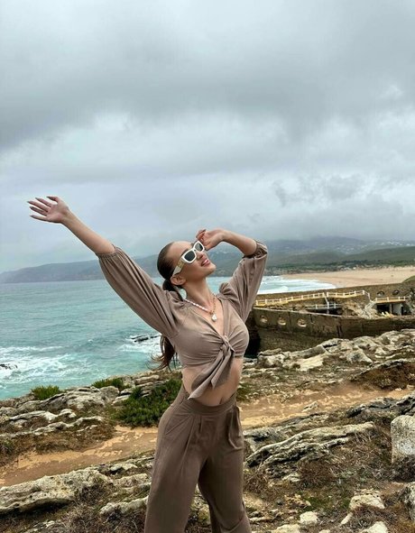 valerie chantal onlyfans sex leak