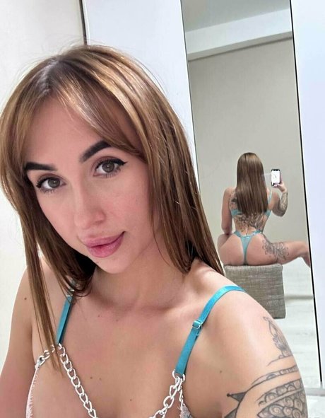 lanaginger vip onlyfans pics