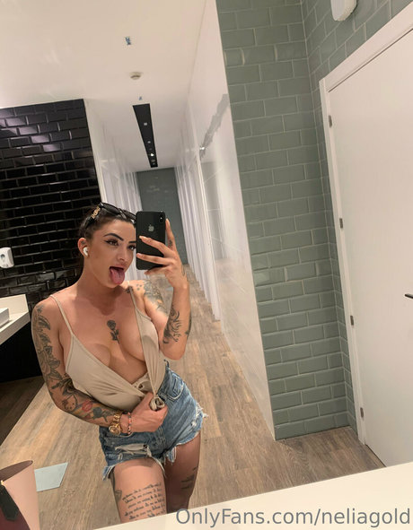 neliagold onlyfans porn