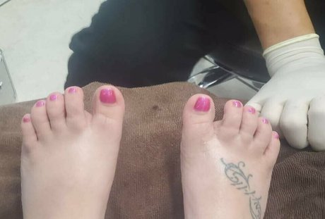 carrotcaketoots onlyfans nide