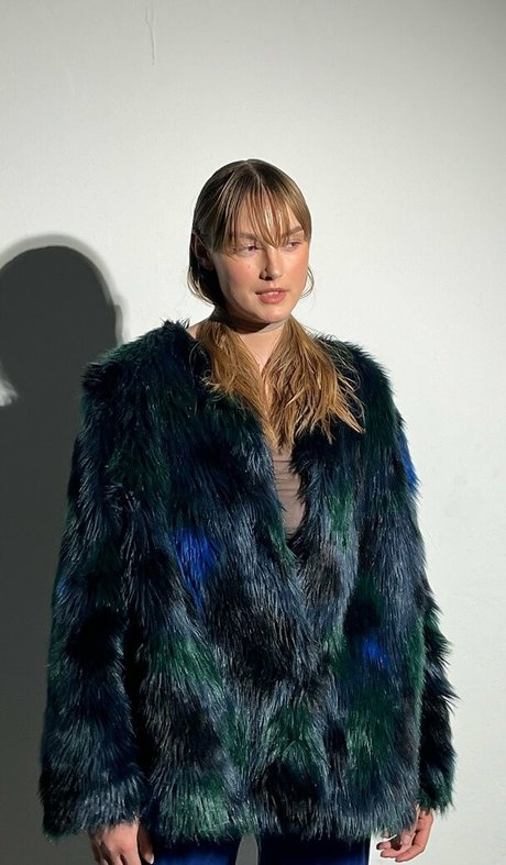 Naomi Reyners onlyfans model photo