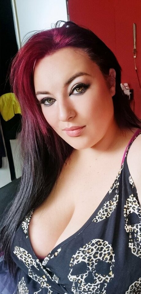 mistresskatiana nudes leaked onlyfans